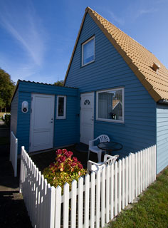 feriehus indgang med udhus